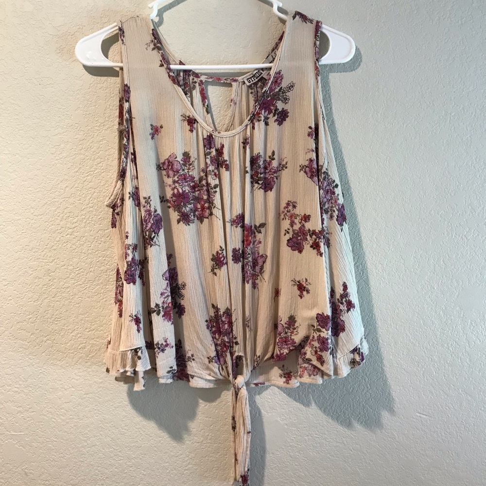 🌷Floral Blouse🌷